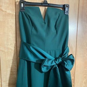 Vera wang formal mermaid gown.